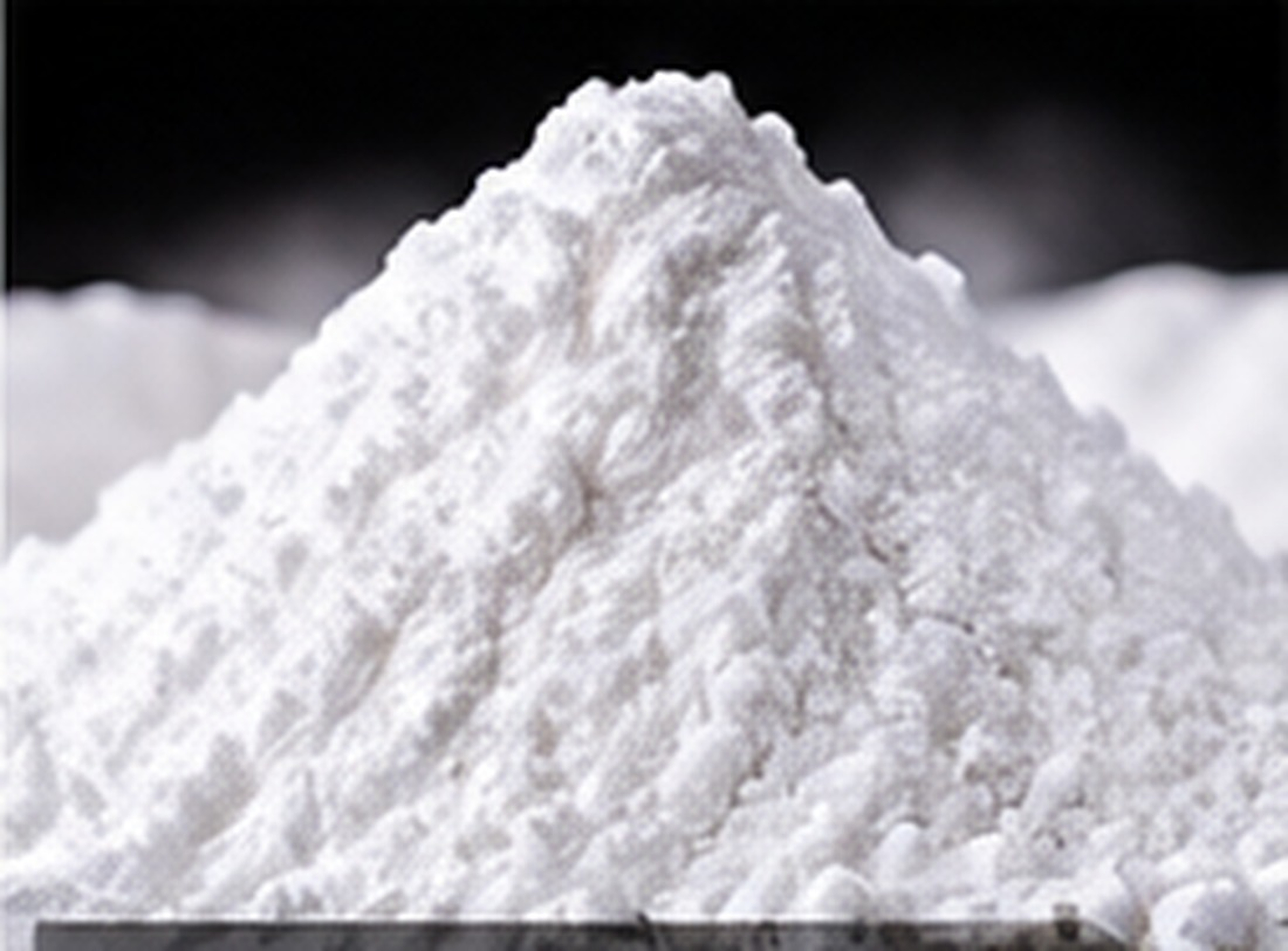 Carbonate de calcium mineral sample photograph (illustrative)